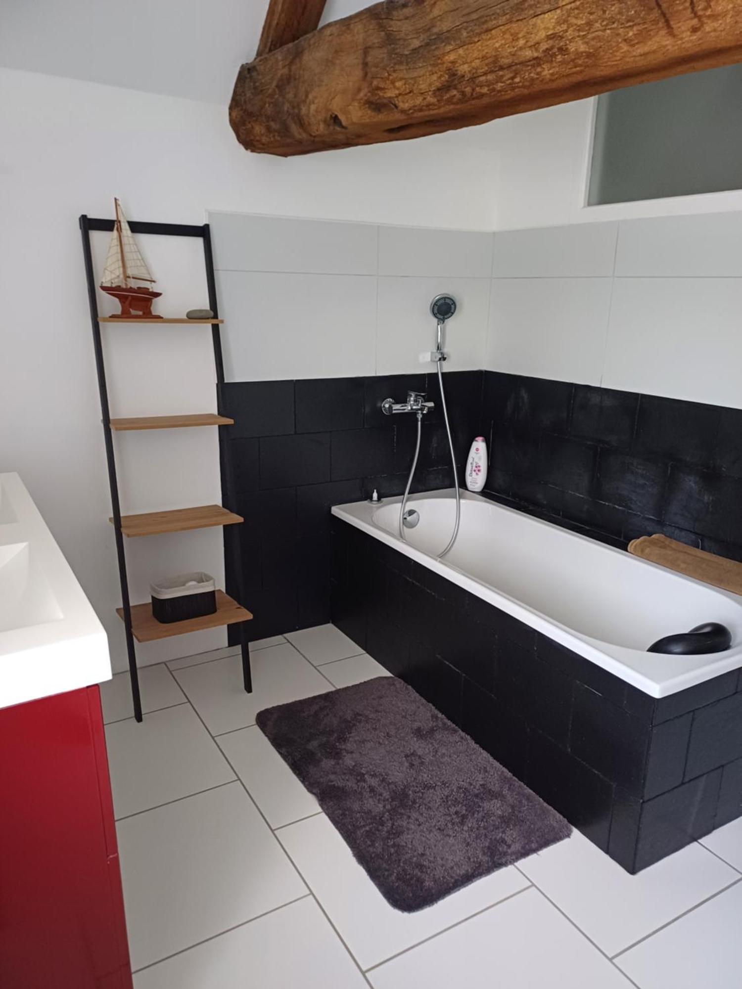 La Grange Des Roisnes Bed & Breakfast Longué Eksteriør bilde