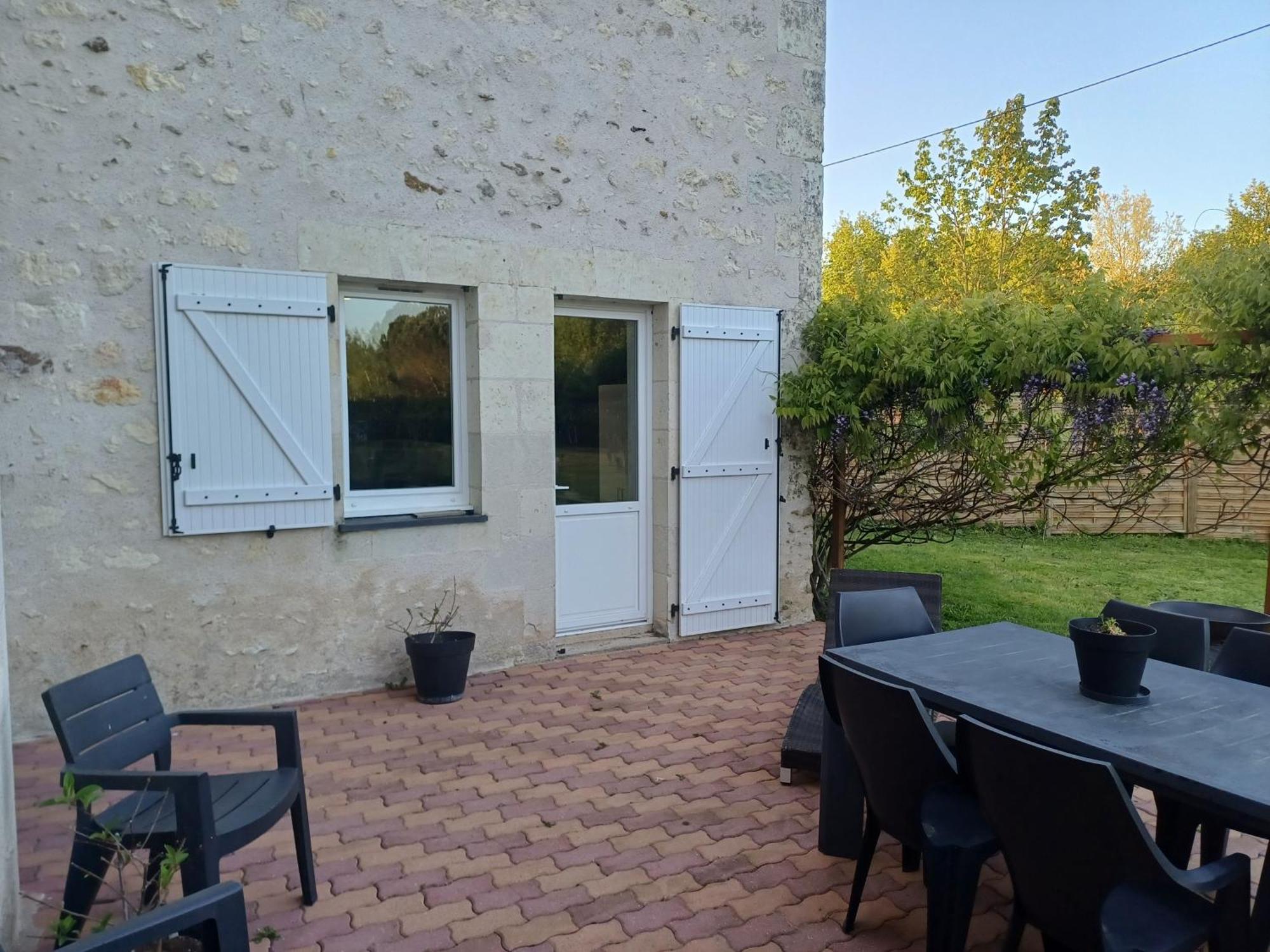 La Grange Des Roisnes Bed & Breakfast Longué Eksteriør bilde